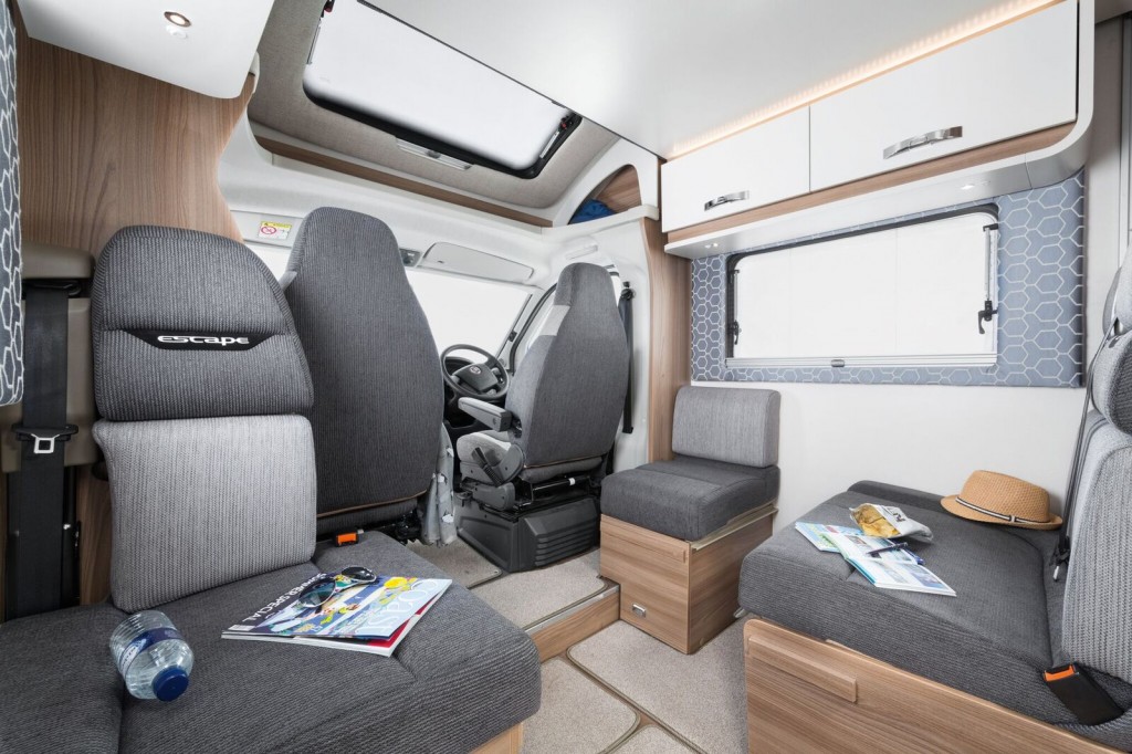 Motorhome hire Northwich Swift Escape 685