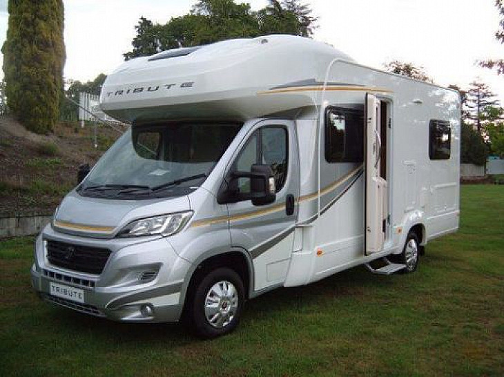 Motorhome hire Sturminster Marshall Tribute 715 Hi Line