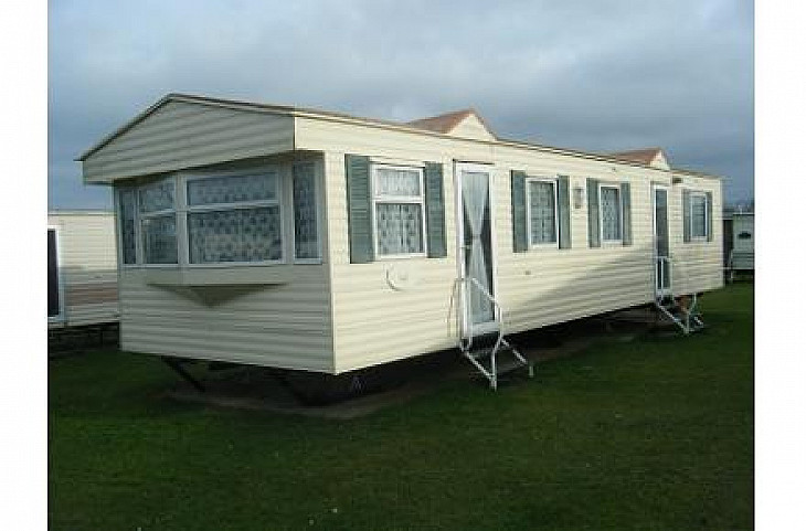 Two Bed Gold Caravan hire Langport