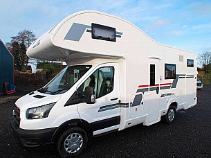 Roller Team Zefiro 675 Motorhome  for hire in  Castle Donnington