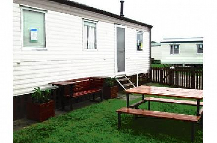 Caravan rental Towyn - ABI Brisbane