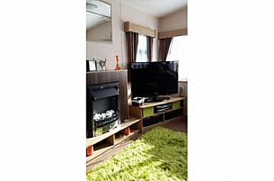 Delta Santana Static Caravan  for hire in  Porthmadog