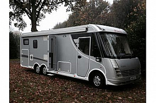 Motorhome hire Ossen