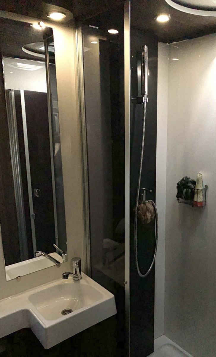 Motorhome hire Eastbourne Benimar Mileo 346