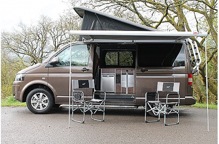 VW Transporter T5 T28 2.0TDi 140 Toffee Brown - BRYCHAN hire Pentrebach, Merthyr Tydfil