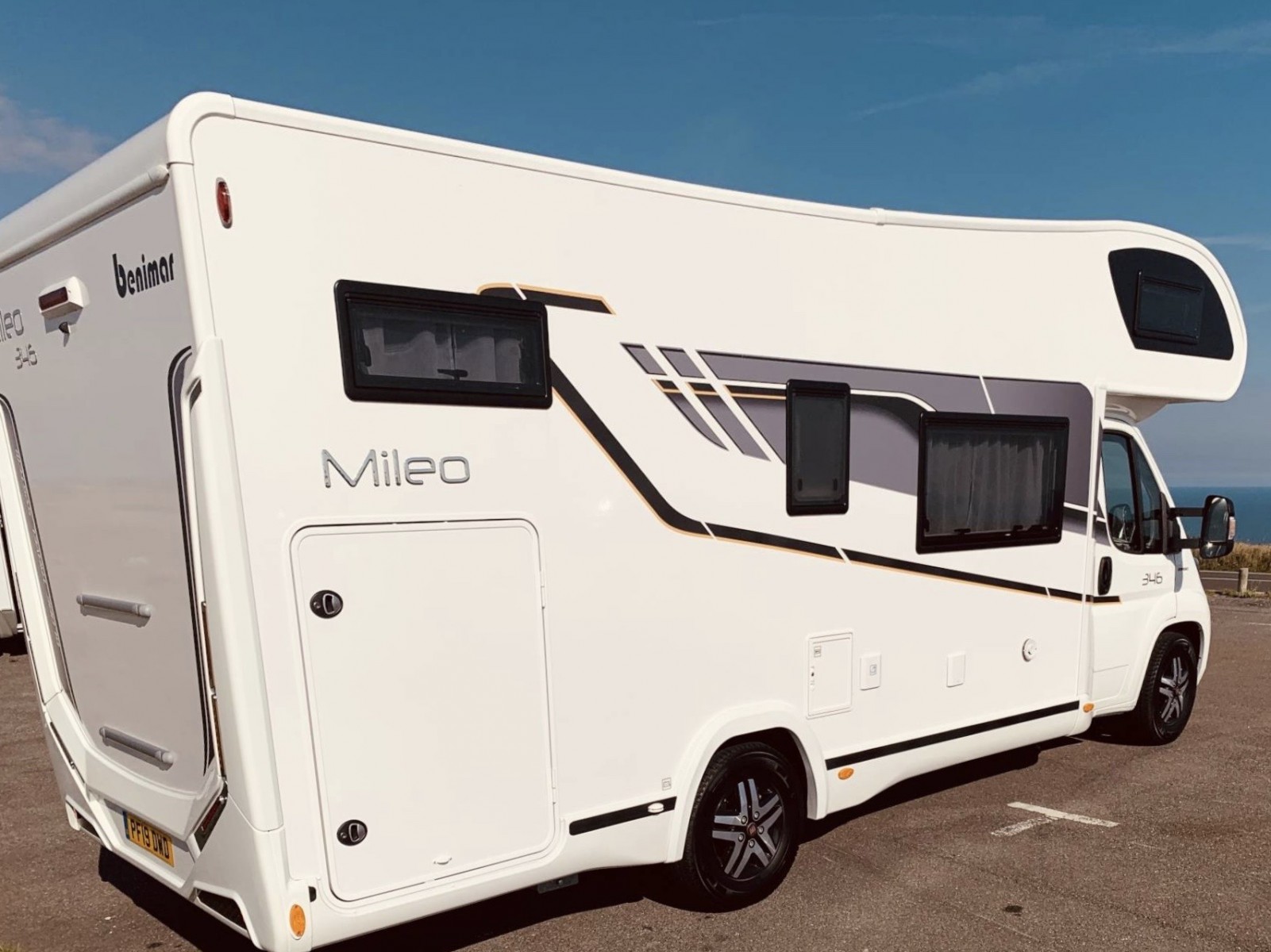 Motorhome hire Eastbourne Benimar Mileo 346