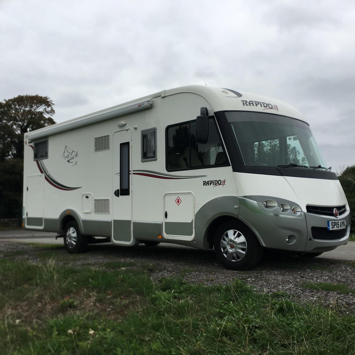 motorhome-hire-nottingham-rapido-866f