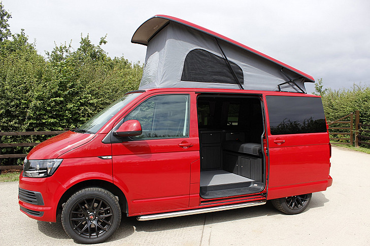 VW Camper Van Transporter T28 Trendline hire Leicester