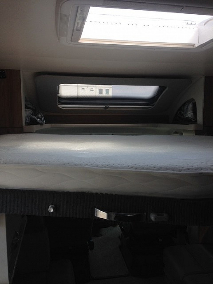 Motorhome hire Barton Upon Humber Swift Champagne 695