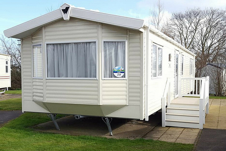 Willerby Rio Gold (TR39) hire Hopton-on-Sea