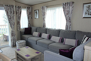 Static Caravan hire Hopton-on-Sea