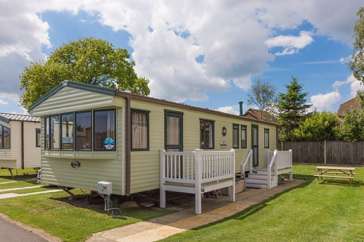 Willerby (TH24) hire Hopton-on-Sea