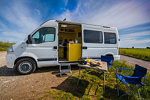 Campervan hire West Grinstead