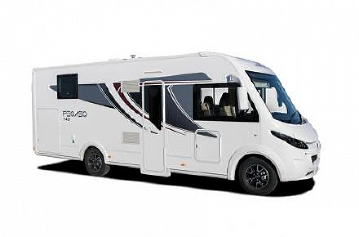 Roller team Fiat 2019  Pegaso 740 hire Brighton