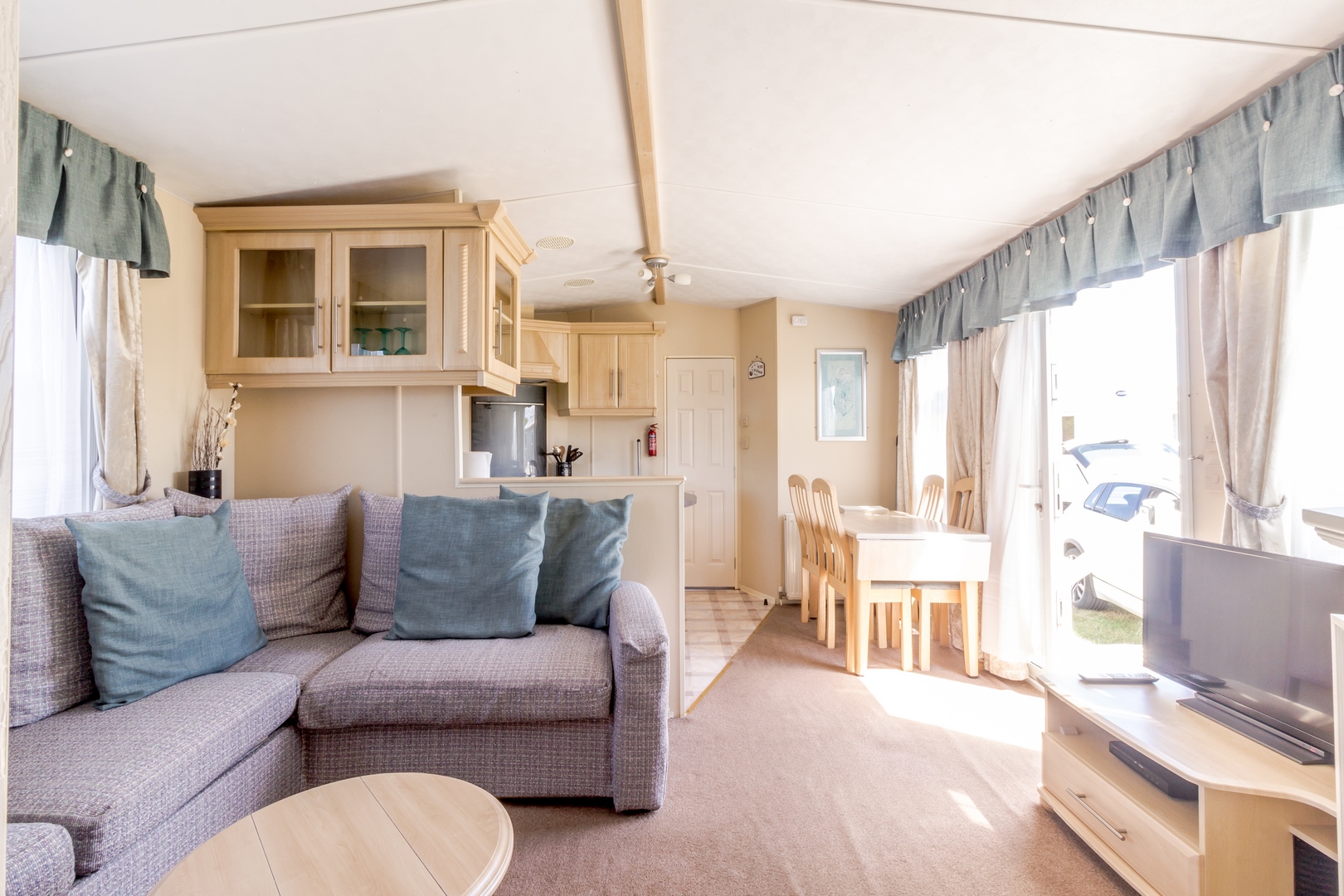 Static Caravan hire HoptononSea Hopton Holiday park 3 bed 8 berth