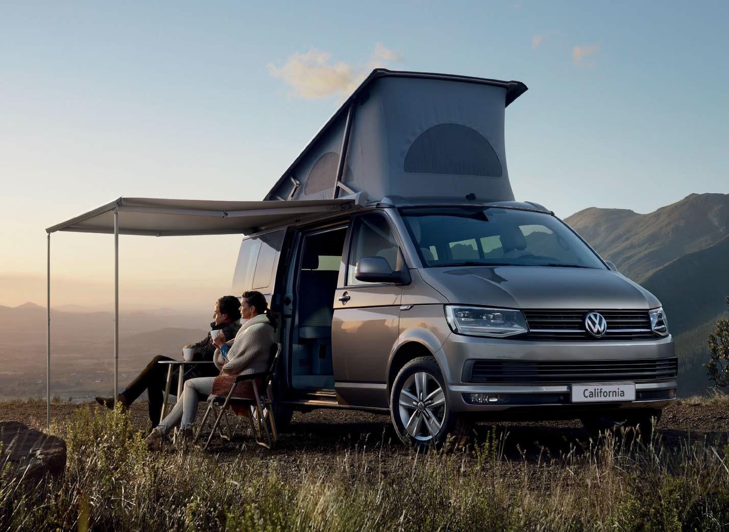 Campervan hire Penrith Volkswagen Camper California 4 Motion