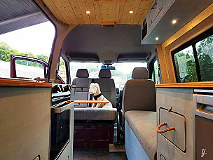 Campervan hire HX27DX