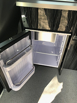 Campervan hire Lulsgate