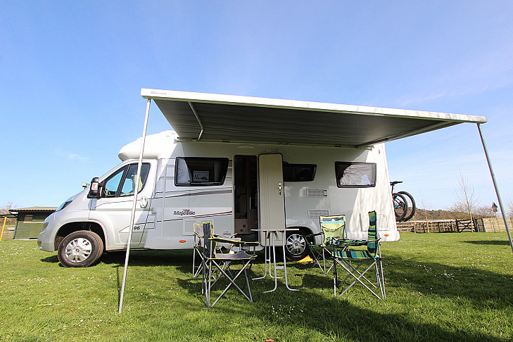 Elddis Autoquest 196 hire Godmanchester 