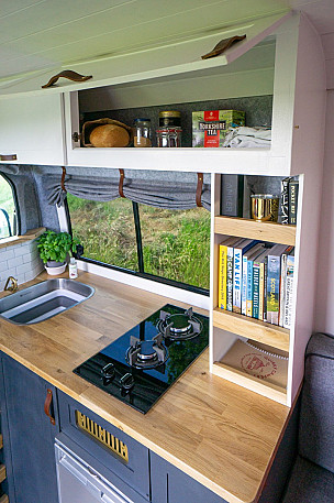 Campervan hire Melbourn 