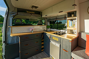 Campervan hire Melbourn 