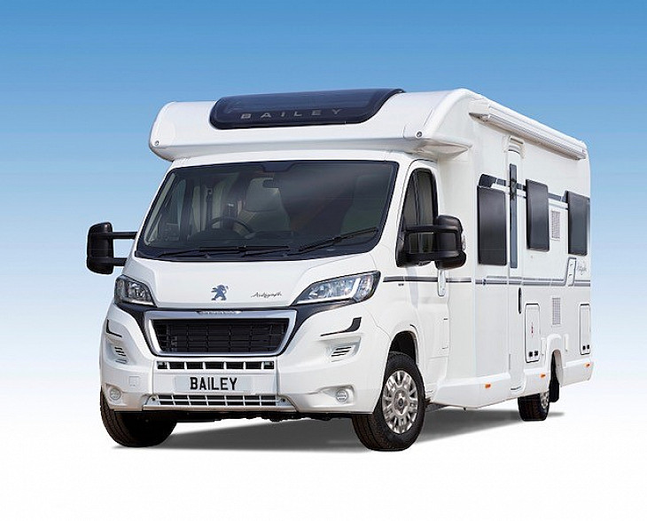 Motorhome hire Andover Bailey Approach Autograph 796