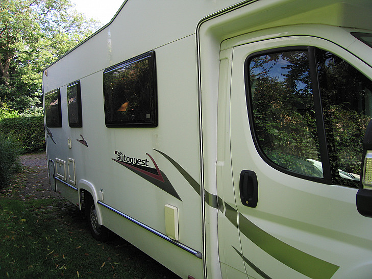 Elddis 180 hire GRANTHAM