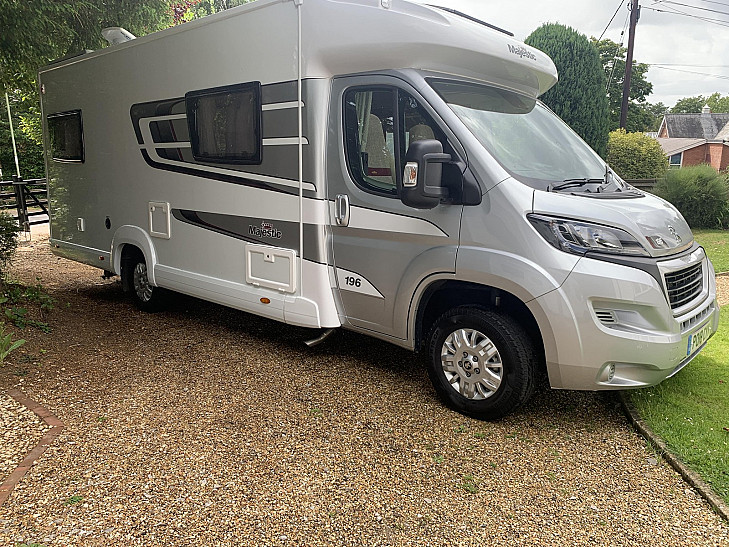 Elddis Marquis 196 hire Chandlers Ford