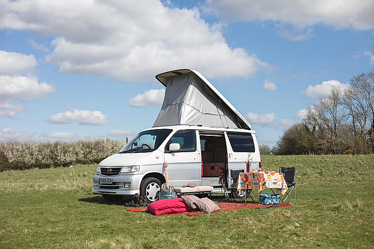 Yuki Toyota Bongo hire Bristol