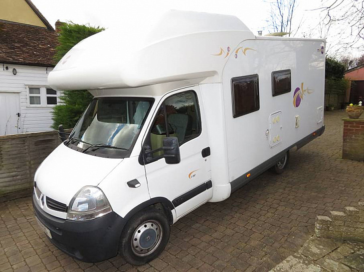 Motorhome hire banbridge Mooveo 6 berth