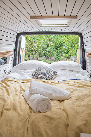 Campervan hire Cowbeech