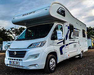 Motorhome hire Upminster