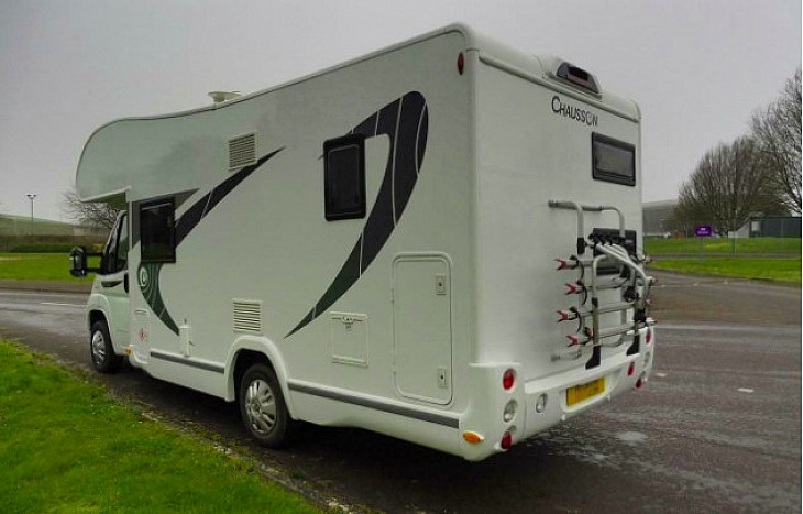 Chausson Flash C656 Deluxe hire Upminster