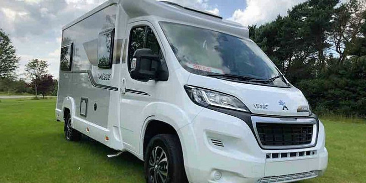 Elddis Autoquest Vogue 150 hire Sale