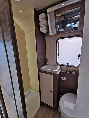 Motorhome hire Broxburn