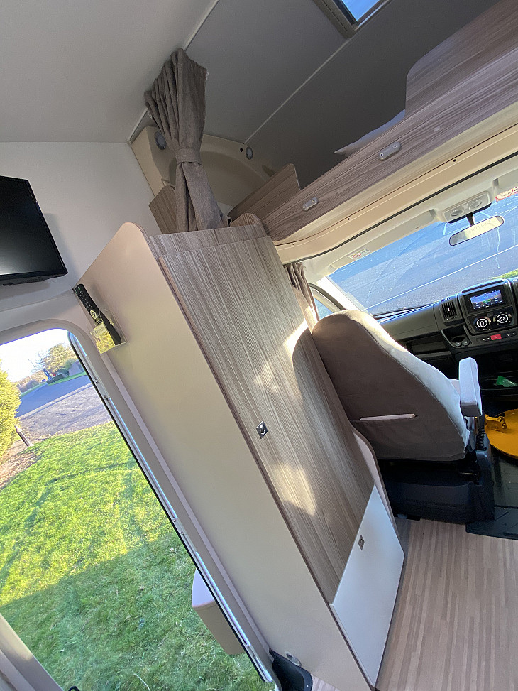 Motorhome hire newcastle Benimar primero 🔥 LUXURY 6 BERTH 🔥 313 benimar