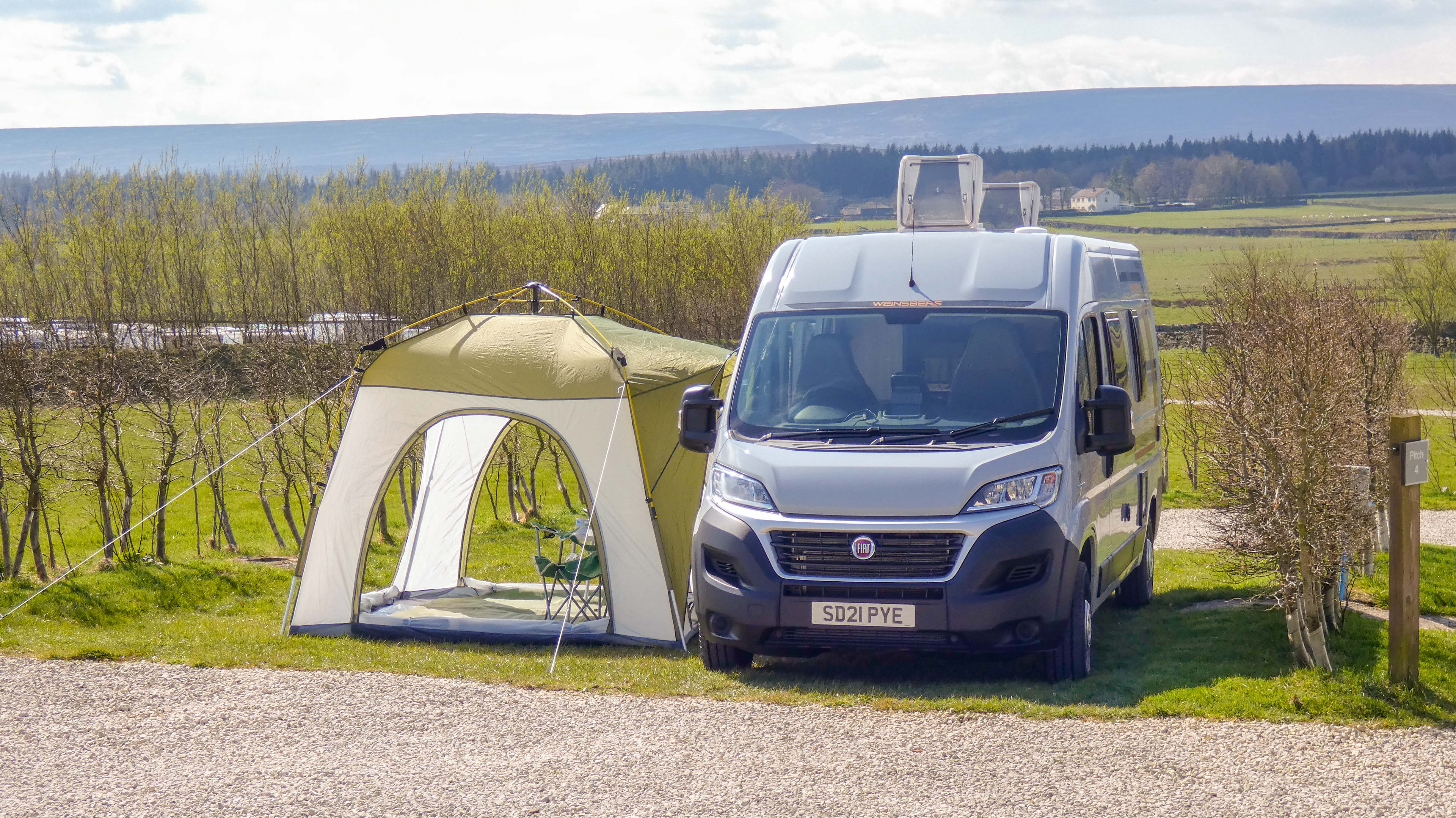 Weinsberg Carabus 600K Campervan  for hire in  Leeds