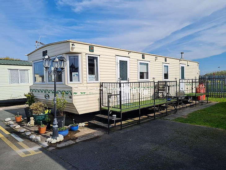 SALISBURY WILLERBY hire Rhyl