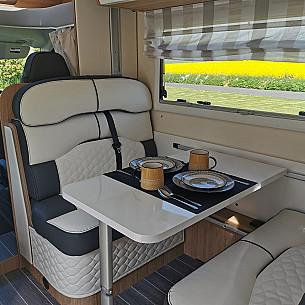 Motorhome hire Whitecairns