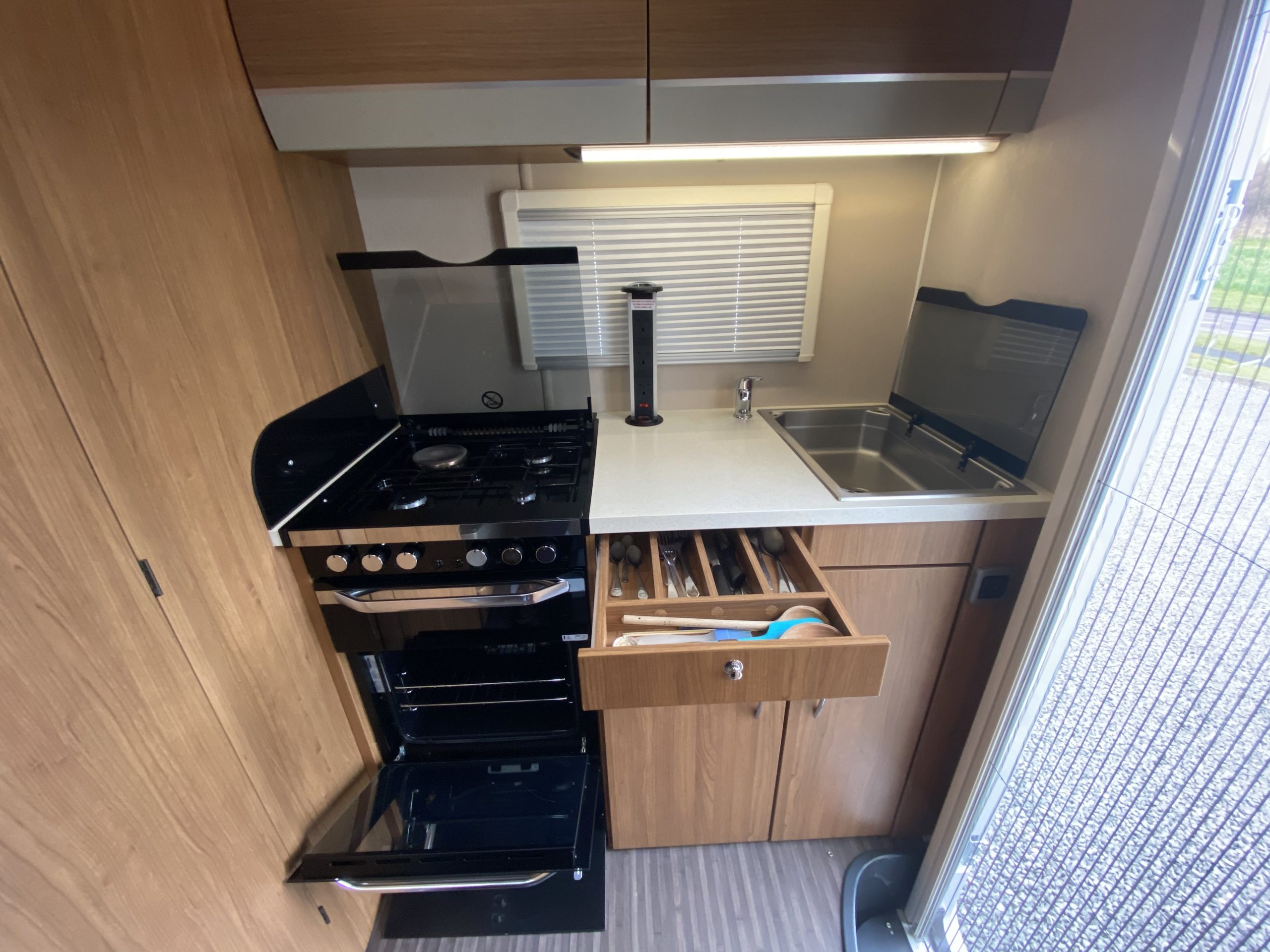 Motorhome hire gateshead Auto Trail Imala 620