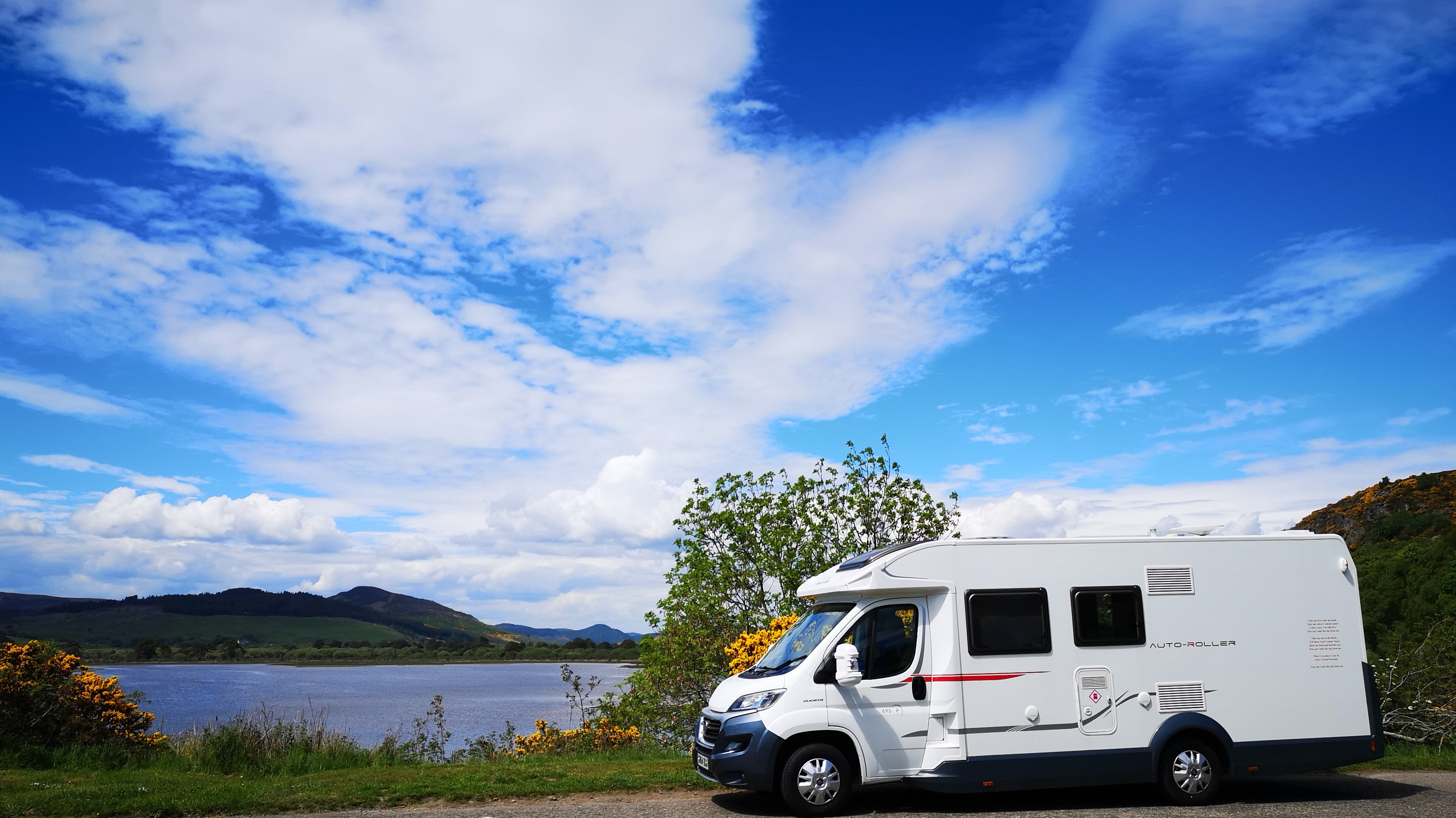 Motorhome hire Inverness Auto Roller RollerTeam 695P