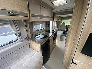 Motorhome hire hull