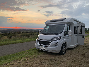 Bailey Autograph 79-6 £125 - £175  per night Motorhome  for hire in  Market Rasen