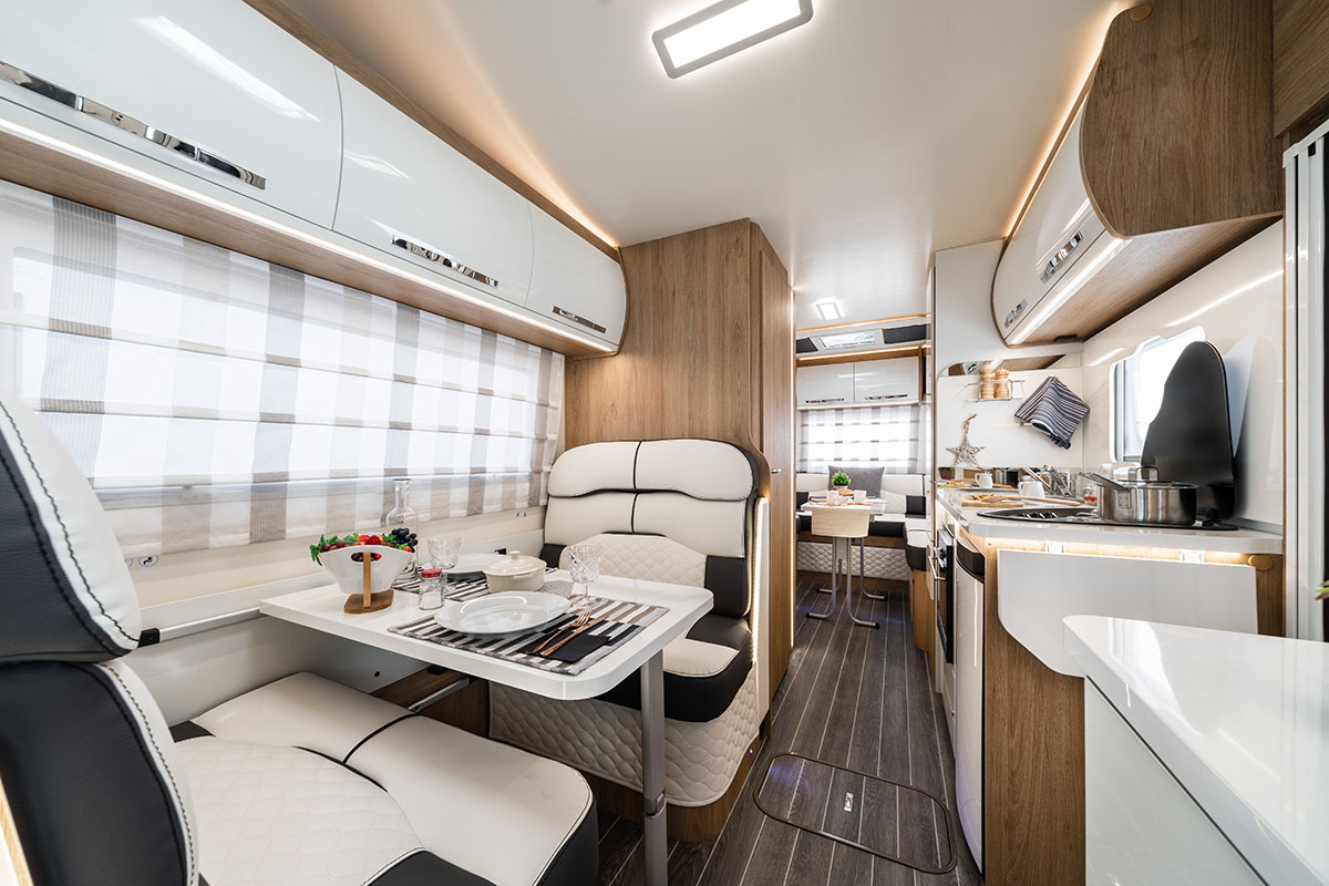 Motorhome hire Coalville Roller Team Auto Roller 747 Alfie