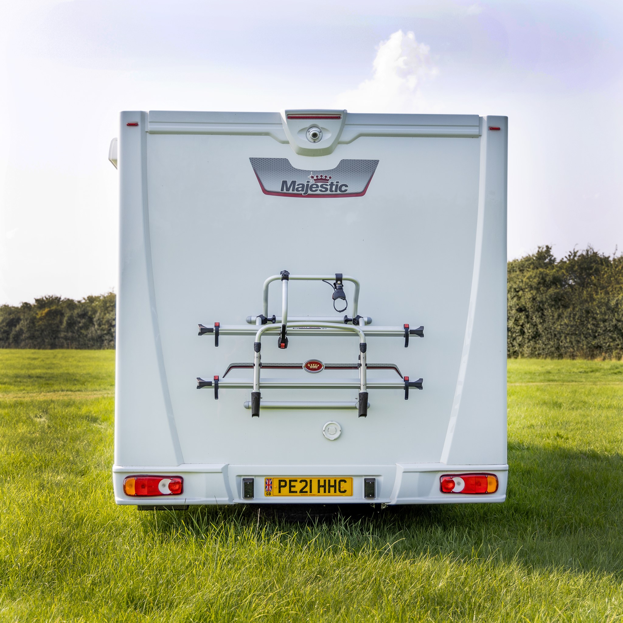 Motorhome hire Kimblewick, Aylesbury Peugeot Elddis Majestic 255