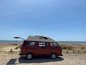 Tiki Red Volkswagen T25 Campervan  for hire in  Portsmouth