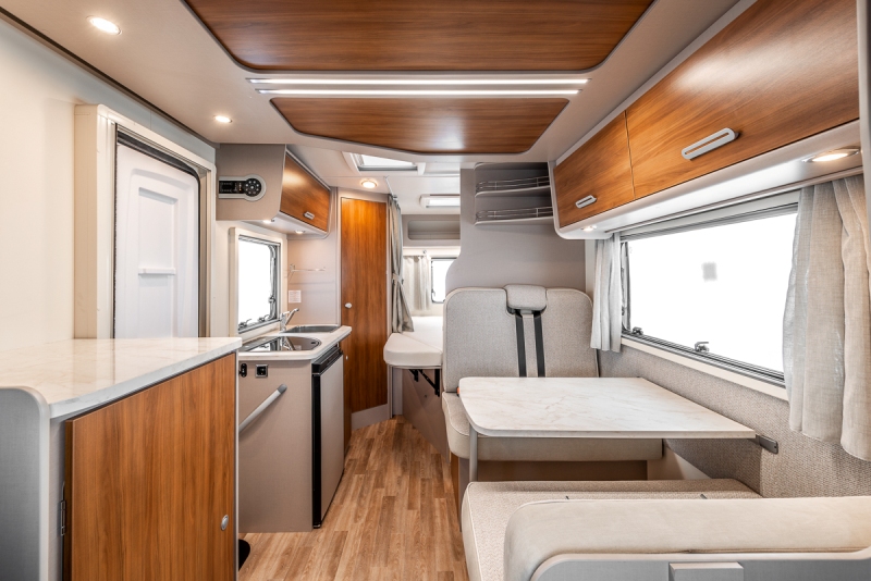 Motorhome hire Ripley rimor 12p