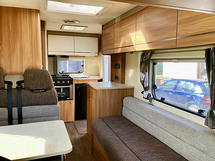 Motorhome hire Eastbourne Swift Escape 624