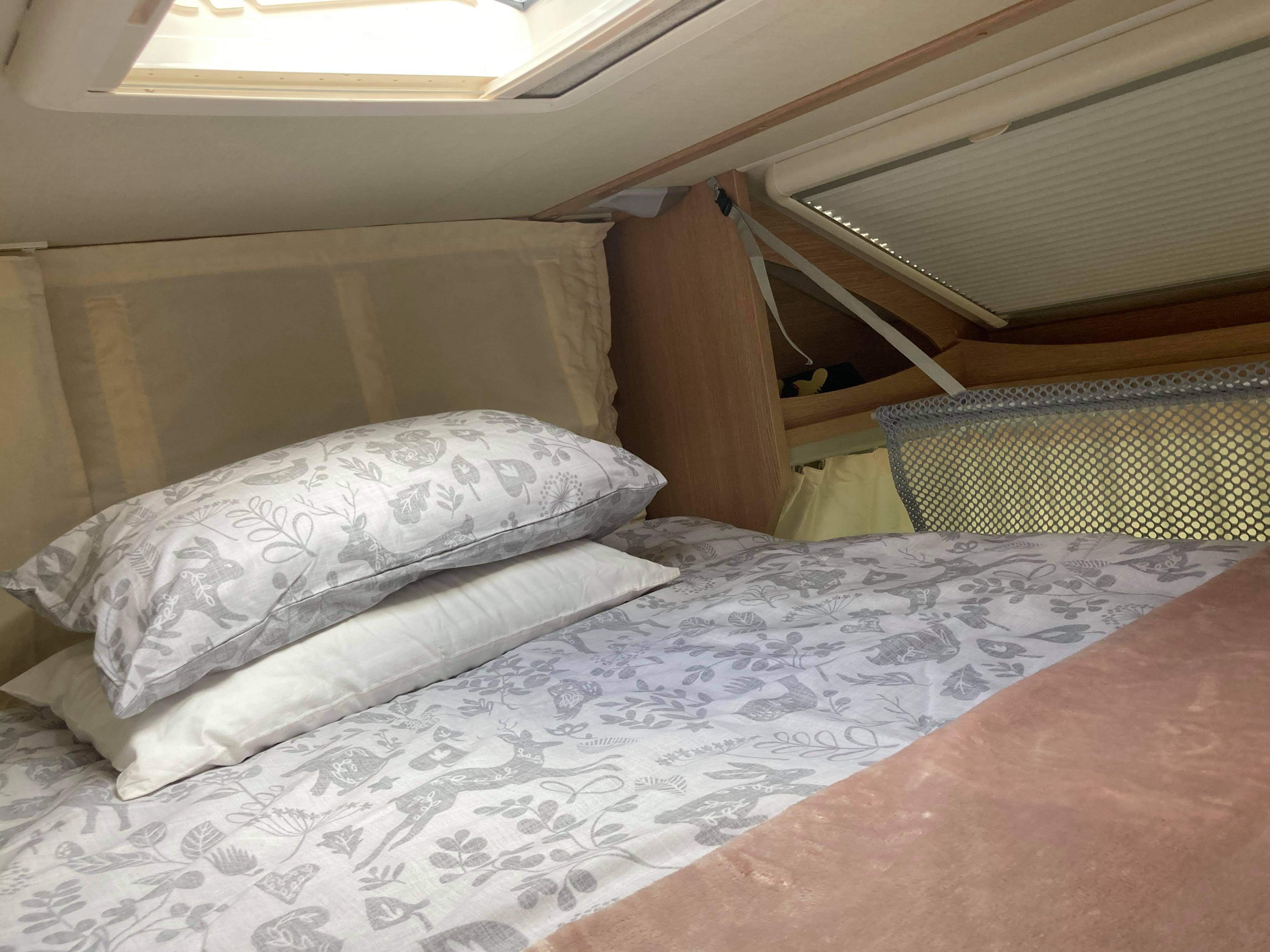 Motorhome hire Doncaster SUNLIGHT T69l