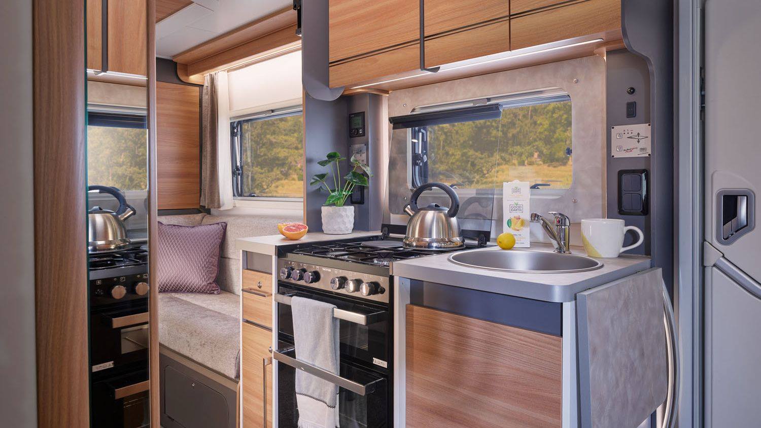 Motorhome hire Chippenham Bailey Adamo 754DL